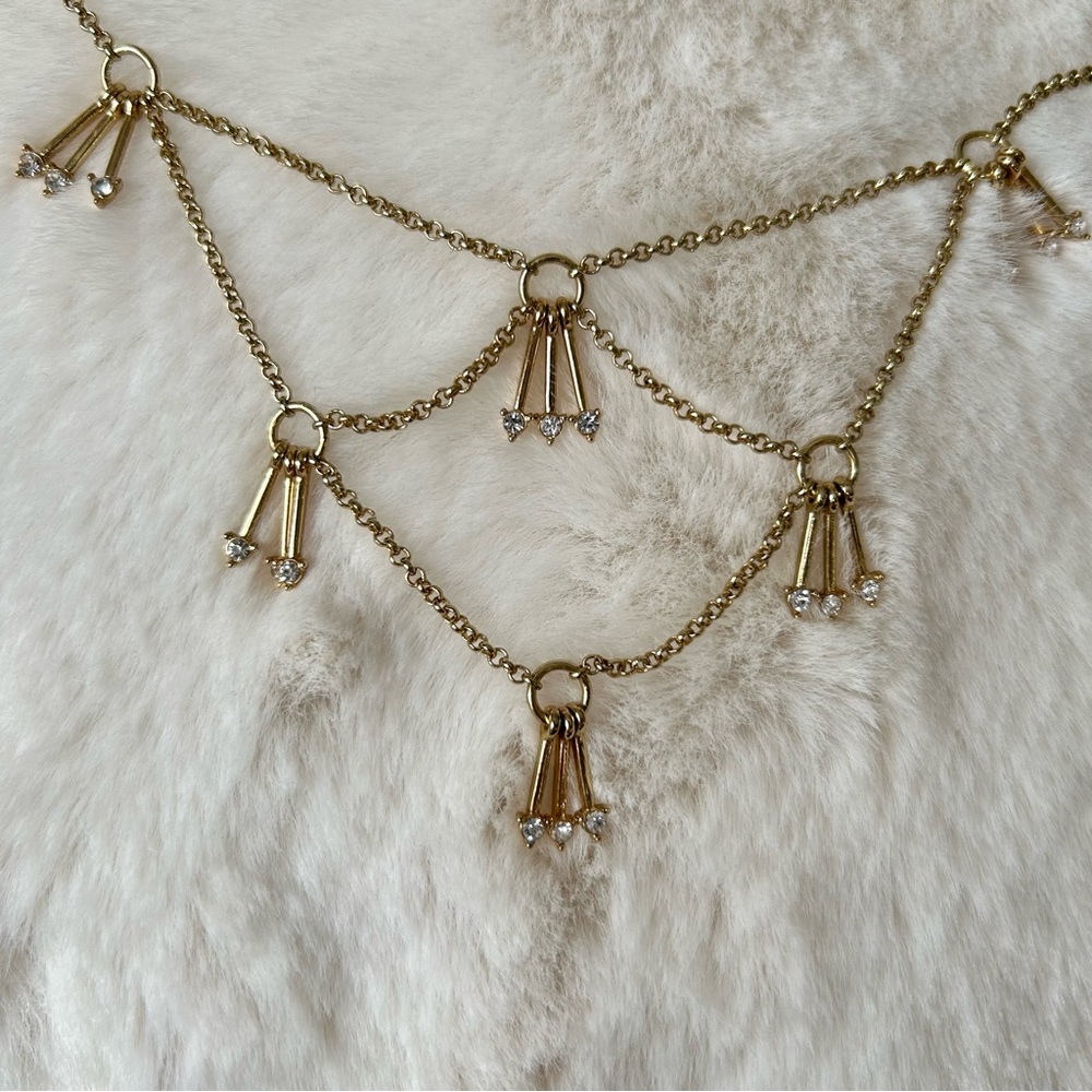 BANANA REPUBLIC Gold Toned Dainty Necklace - Picture 2 of 8